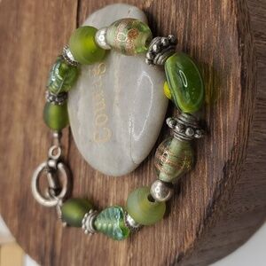 B1920‎ artisan lillypad Hand-blown glass bracelet